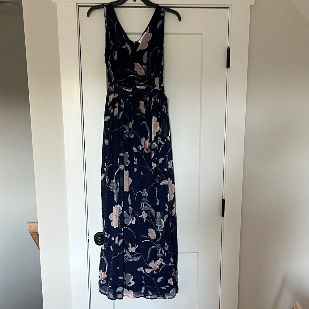 Maternity Floral Navy Maxi Dress. Motherhood Maternity size small.